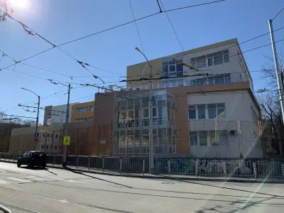 Първа английска езикова гимназия