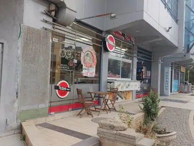 СУШИ СТРИЙТ / SUSHI STREET