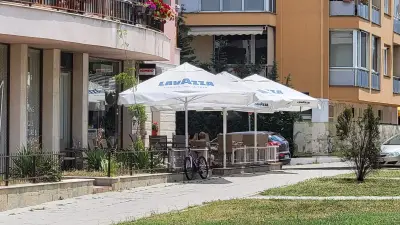 Cafe Cafe