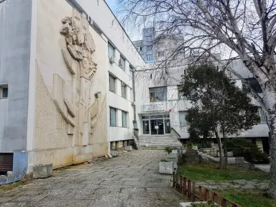 Военна болница към ВМА