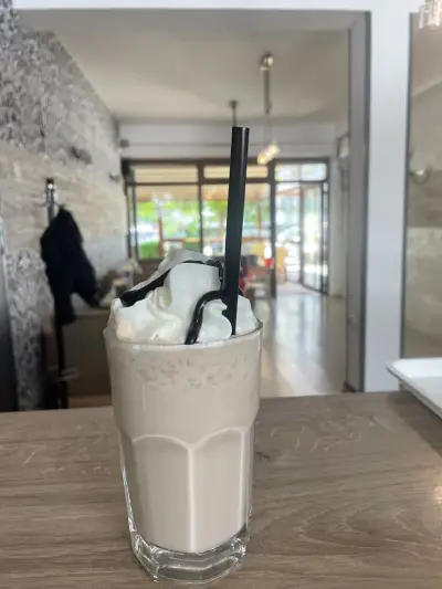 Cafe Avenue