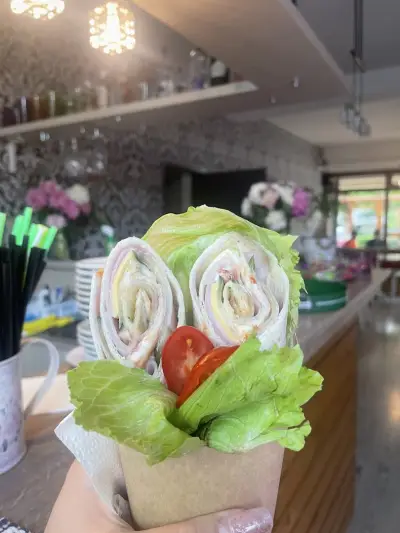 Cafe Avenue