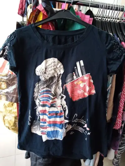 Магазин "SCARLET & Dress!Up" SECOND HAND.