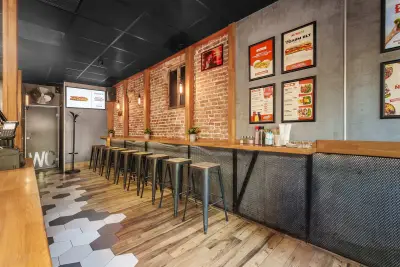 Nutrio Bar - Knyaz Boris I Boulevard 82, Varna