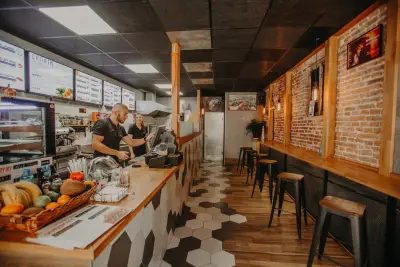 Nutrio Bar - Knyaz Boris I Boulevard 82, Varna