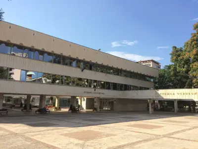 Община Ботевград