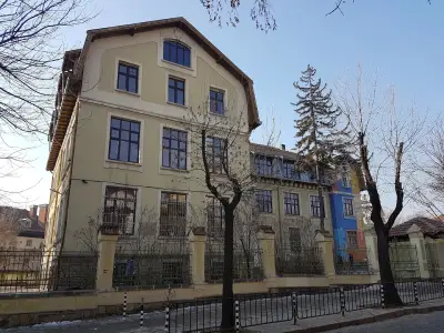 38. ОУ „Васил Априлов“