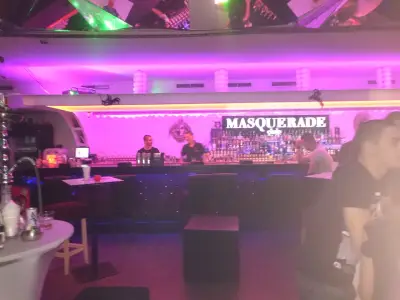 Клуб Маскарад