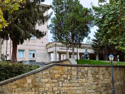 Стопанска академия "Димитър А. Ценов"