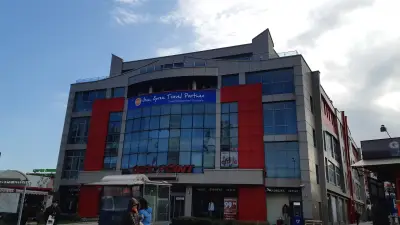 Търговски център "Сити Пойнт"