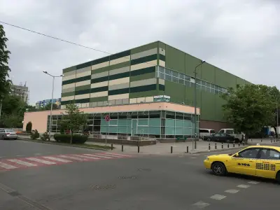 Общинска спортна зала "Иван Вазов"
