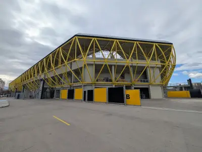 Стадион „Христо Ботев“