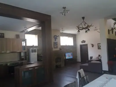 Самостоятелна стая в Клубна къща Артемида