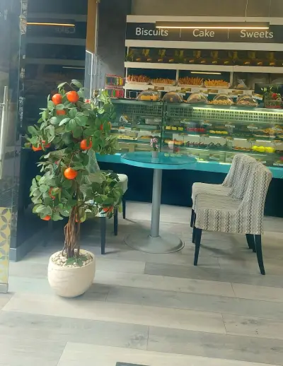 Костис Гръцка Сладкопекарна