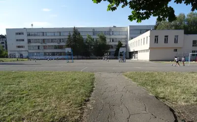 10 СУ Теодор Траянов