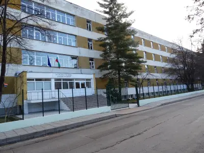 10 СУ Теодор Траянов
