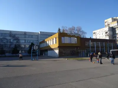 10 СУ Теодор Траянов
