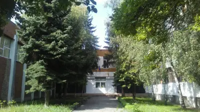 10 СУ Теодор Траянов