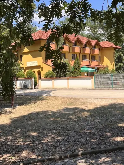 Почивна база "Боженишки Урвич"