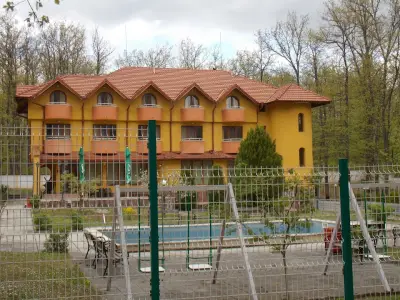 Почивна база "Боженишки Урвич"