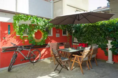 Nomado Hostel
