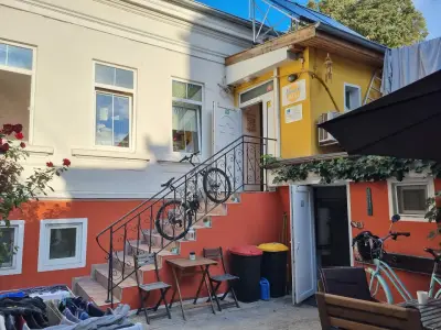 Nomado Hostel