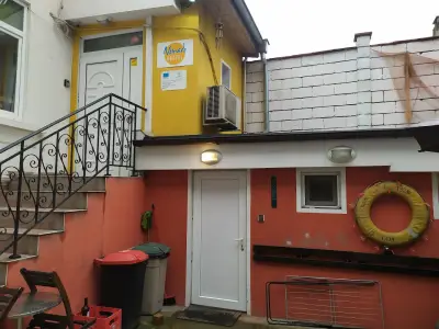 Nomado Hostel