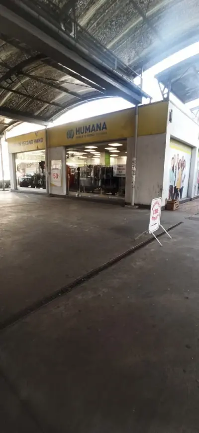 магазин Humana second hand