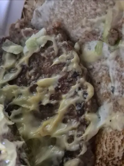 BURGER "ПРИ КЛЮКАРКИТЕ"