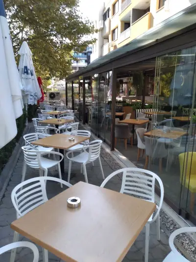 Noar Bar & Diner