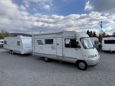 Паркинг и сервиз за кемпери и каравани Campic. Camper stop. Camper & caravan repair.