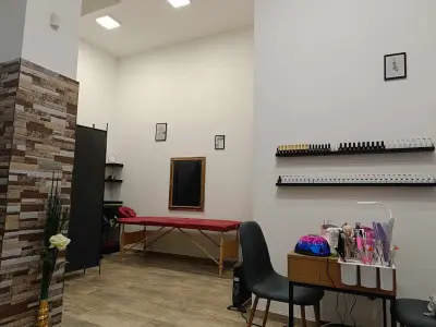Polyy's Beauty Studio