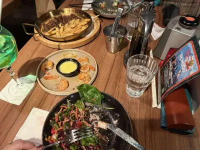 Happy Bar & Grill