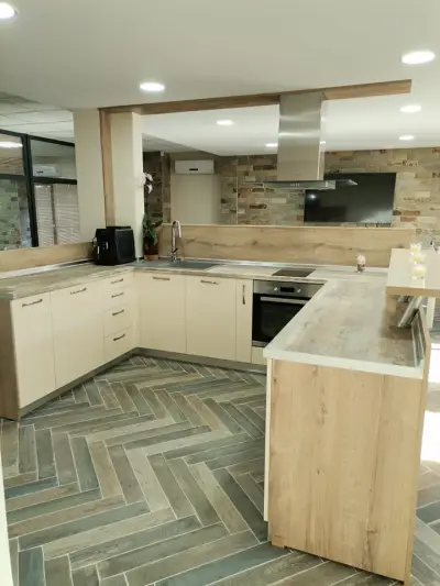 K&G Furniture