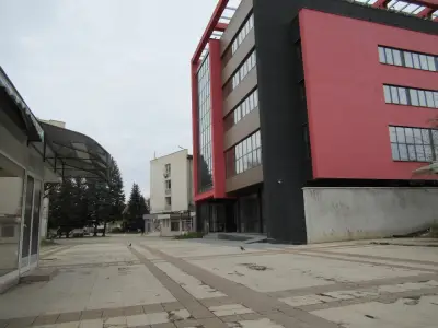 ОУ "Никола Йонков Вапцаров" 4-8клас