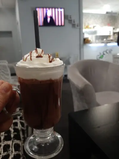 Gossip Cafe
