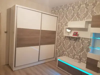 МЕБЕЛИ ЕОН ООД