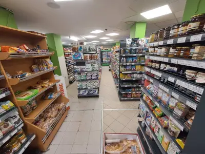 S Mart