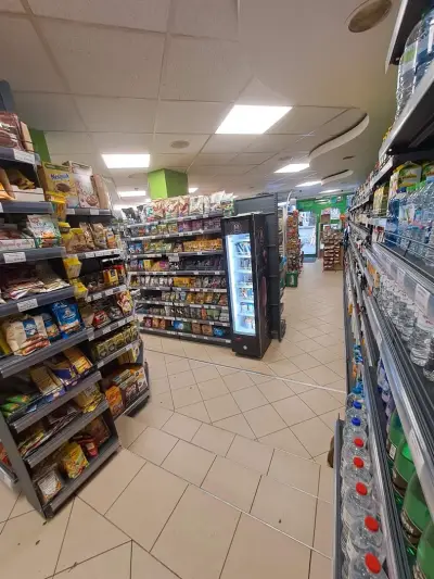 S Mart