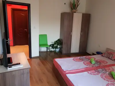 Нощувки Томи