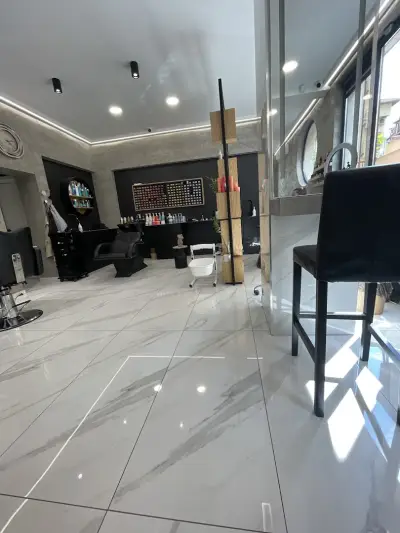 Circle Beauty Salon