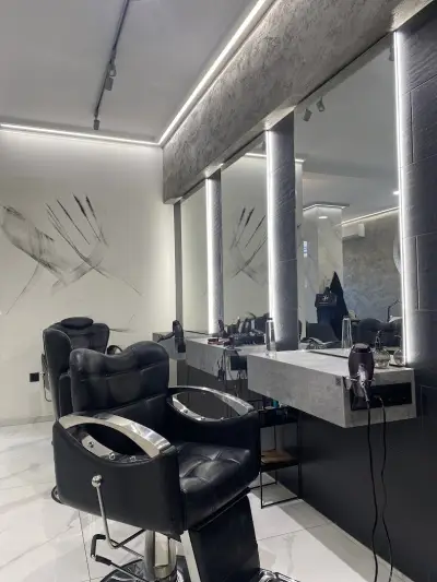 Circle Beauty Salon