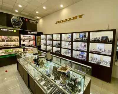 Juliany Mall Markovo Tepe