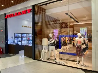 Juliany Mall Markovo Tepe
