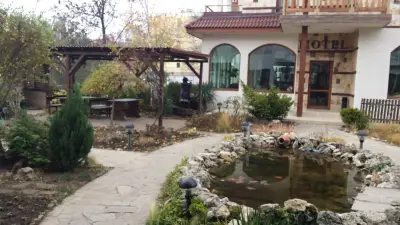 Хотел Ханът