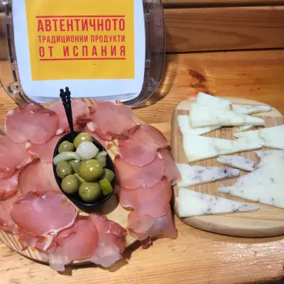 Автентичното Традиционни продукти от Испания