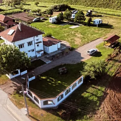 Къмпинг "Сакар Хилс"