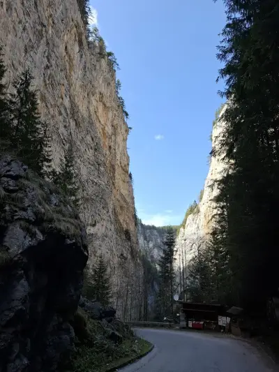 Нирамар Травел