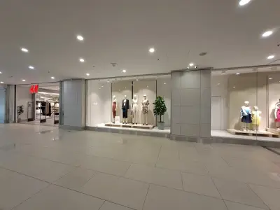 H&M