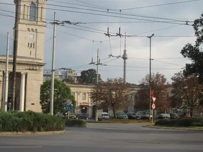 Банка ДСК